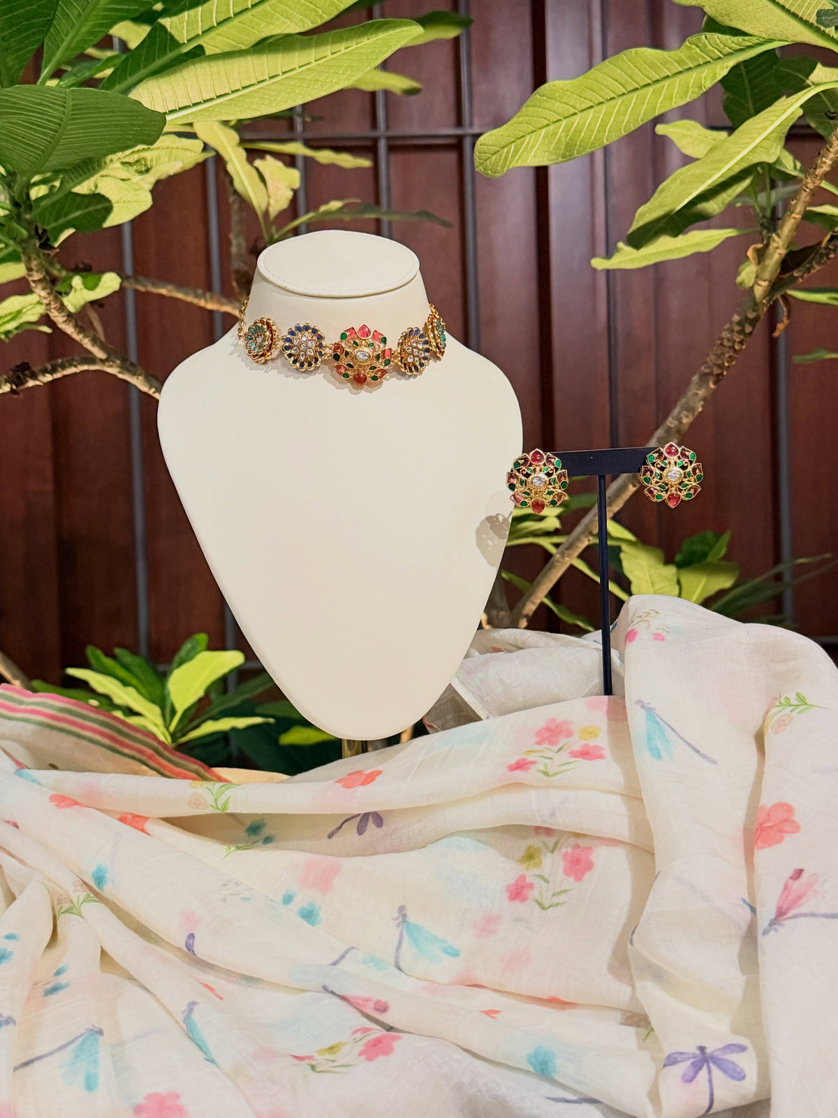 A vibrant statement with timeless charm – KPK014 product image 1