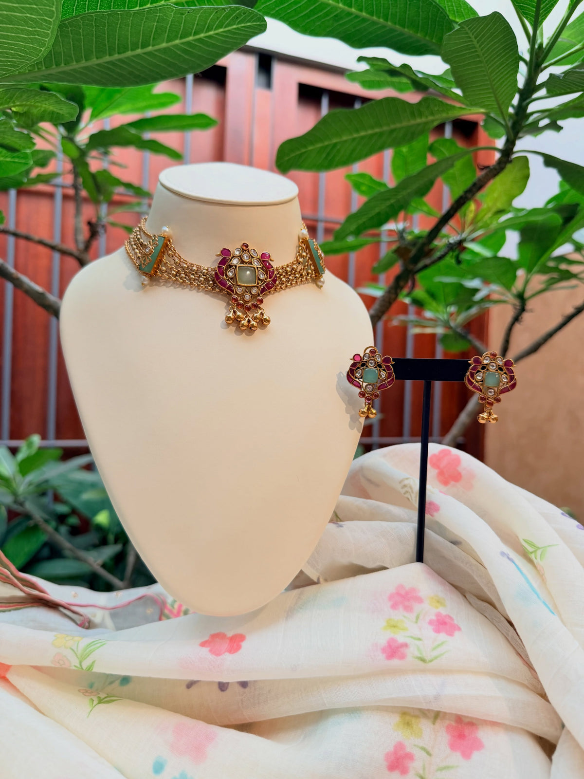 A touch of tradition, styled with elegance – KPK004 product image 1