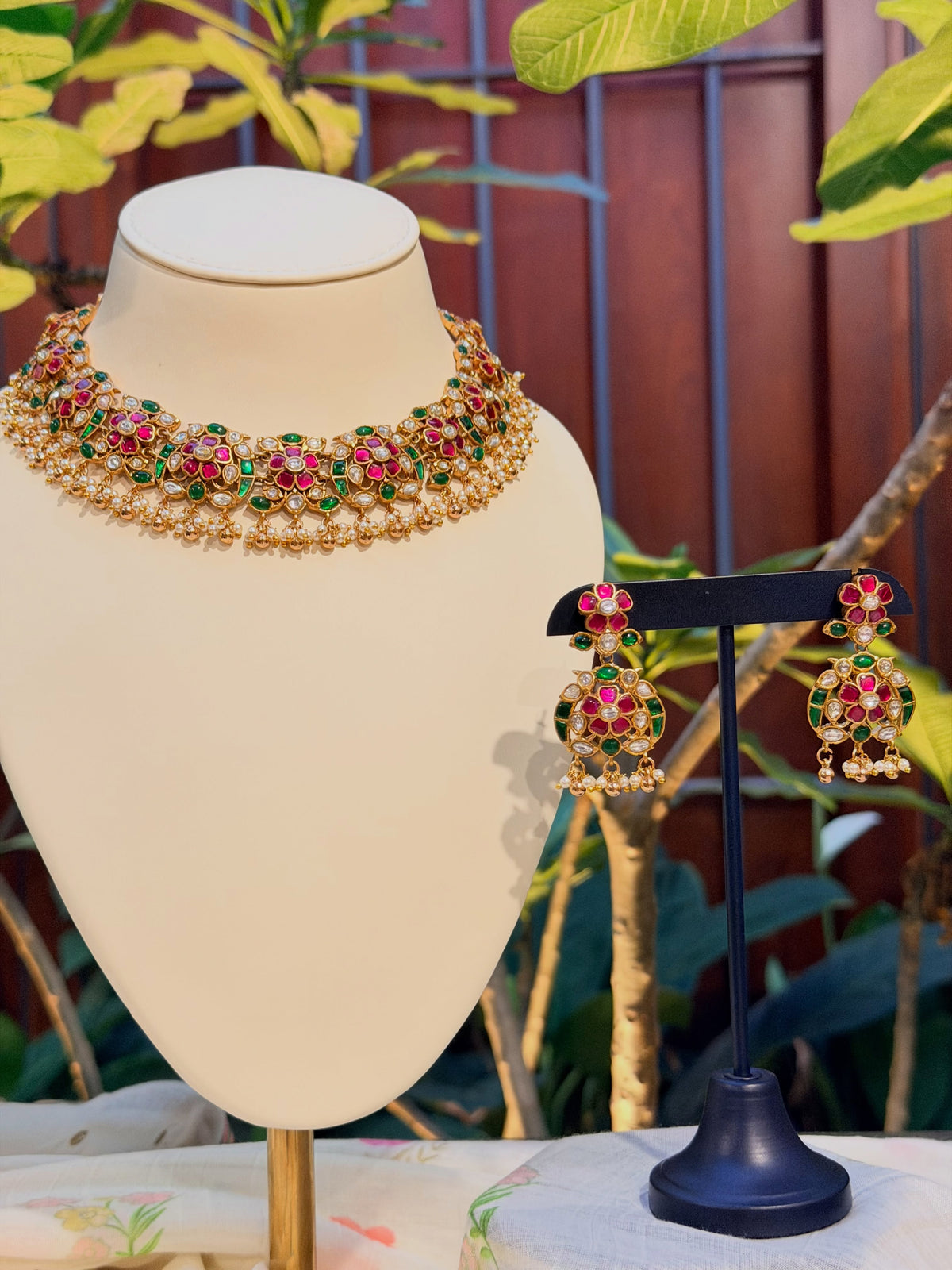Premium multicolour Kemp choker necklace set with matching earrings – KPK016 product image 3