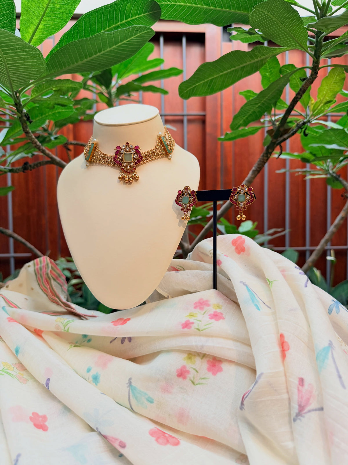 A touch of tradition, styled with elegance – KPK004 product image 5