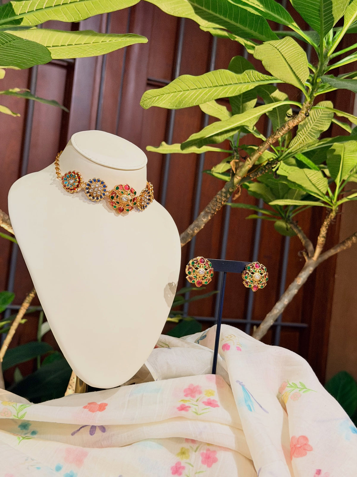 A vibrant statement with timeless charm – KPK014 product image 3