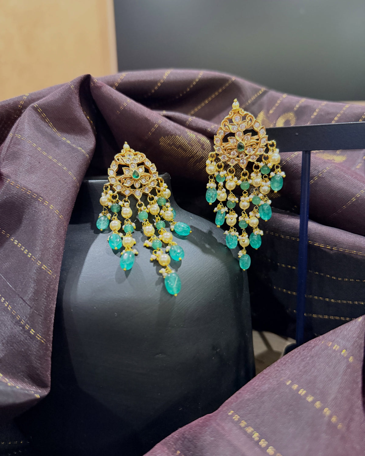 Statement chandelier earrings featuring sparkling white kundan… – KPK040 product image 2