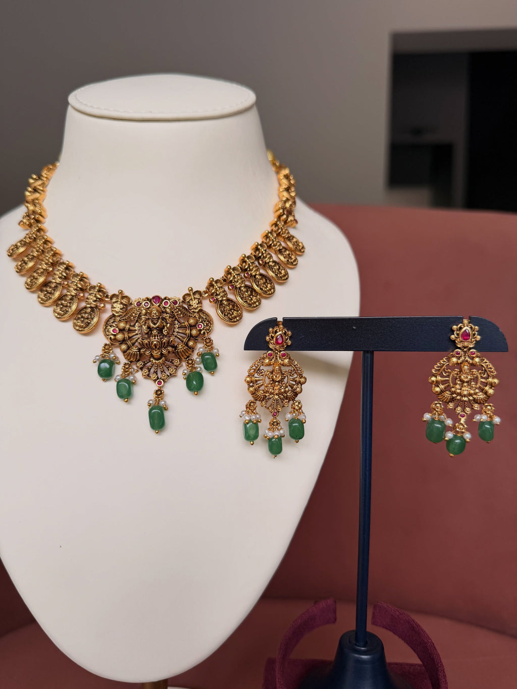 Lakshmi Temple Coin Necklace Set with Green Drops – image 3