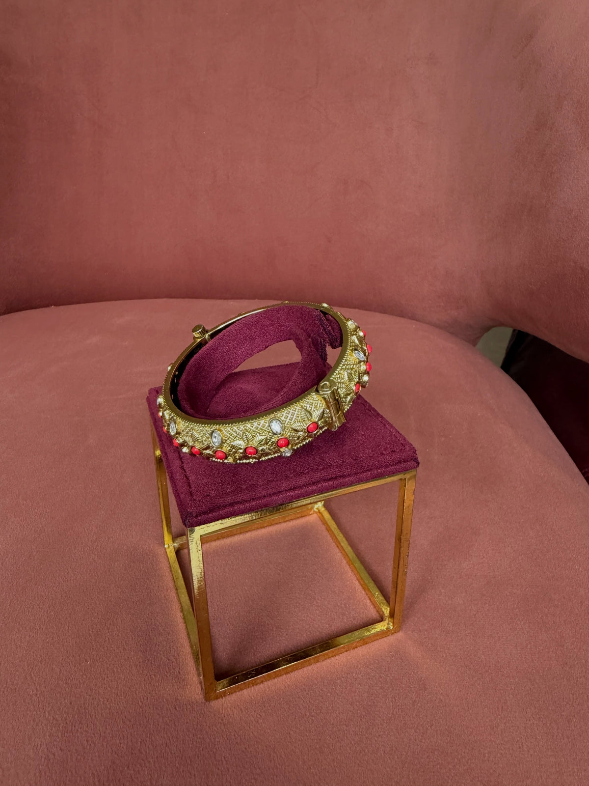 Antique Gold Ruby Textured Statement Bangle – image 4
