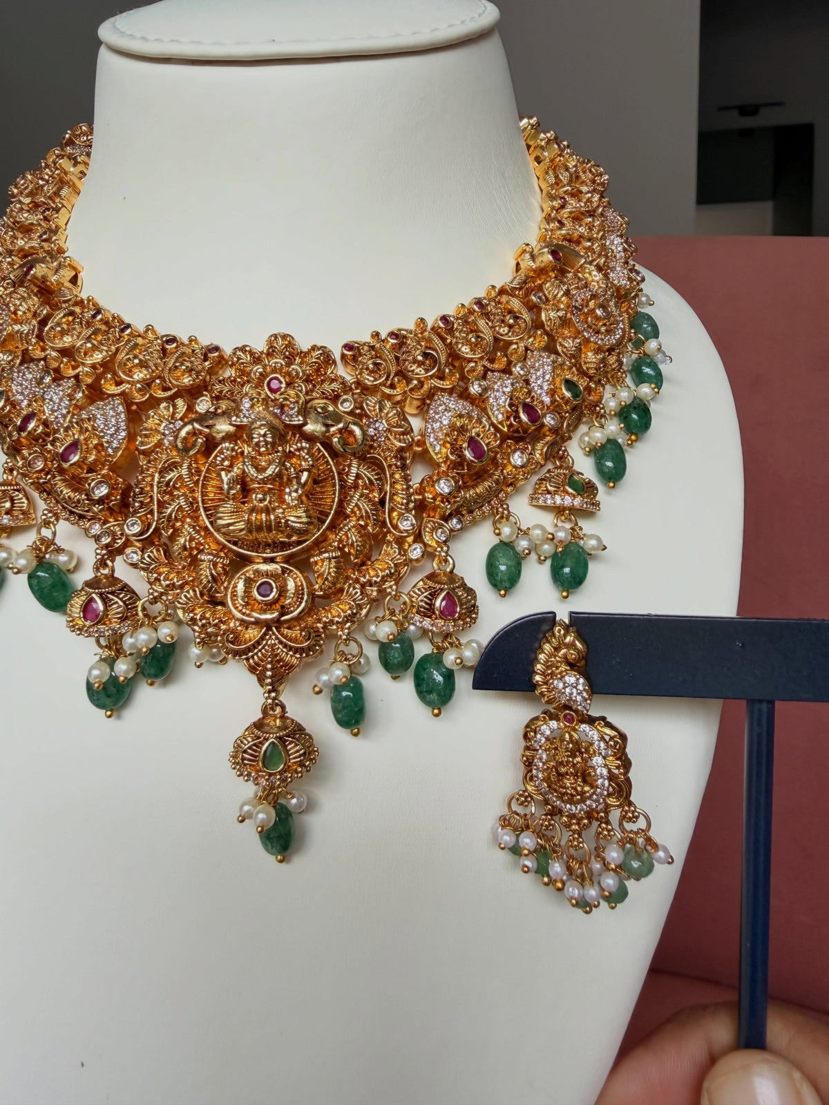 Nagas Lakshmi Necklace Set with Green Beads – image 4