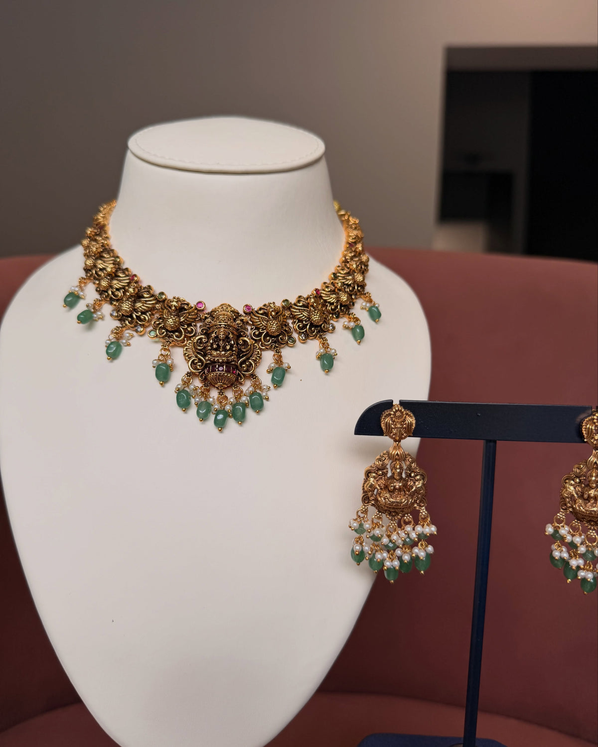 Antique Gold Nagas Necklace Set with Green Drops – image 4