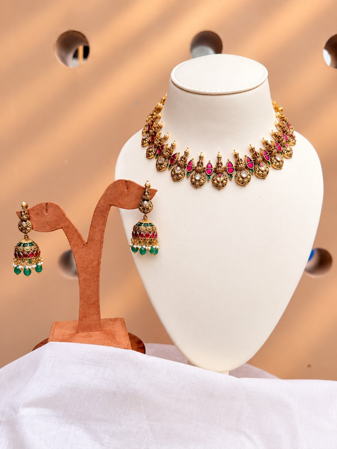 Ruby Kundan Jhumka Statement Necklace Set – image 1