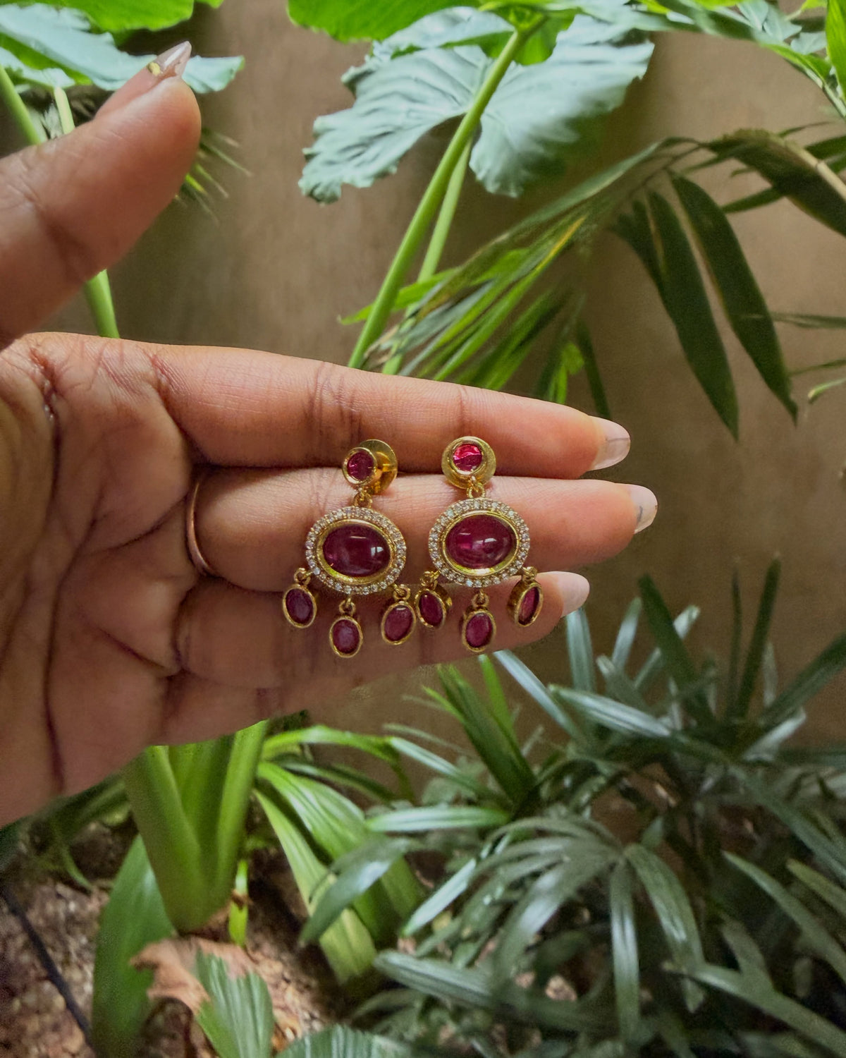 KPK102 earrings detail